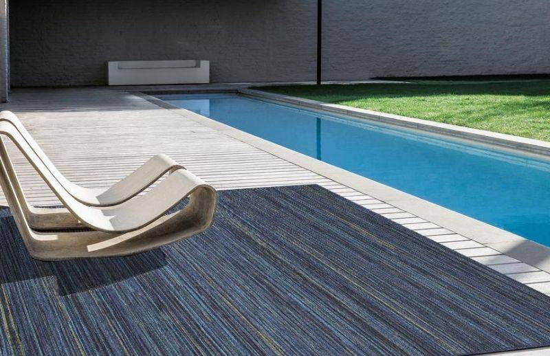 Carpette à l'extérieur